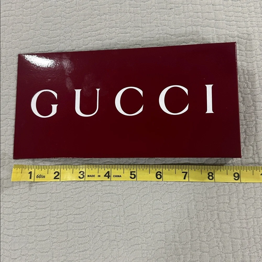 Gucci Deep Red Envelopes - Picture 4 of 7